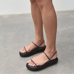 NIB St.Agni Tatami Flatform Thong Strap Black Sandals - EU40/US9